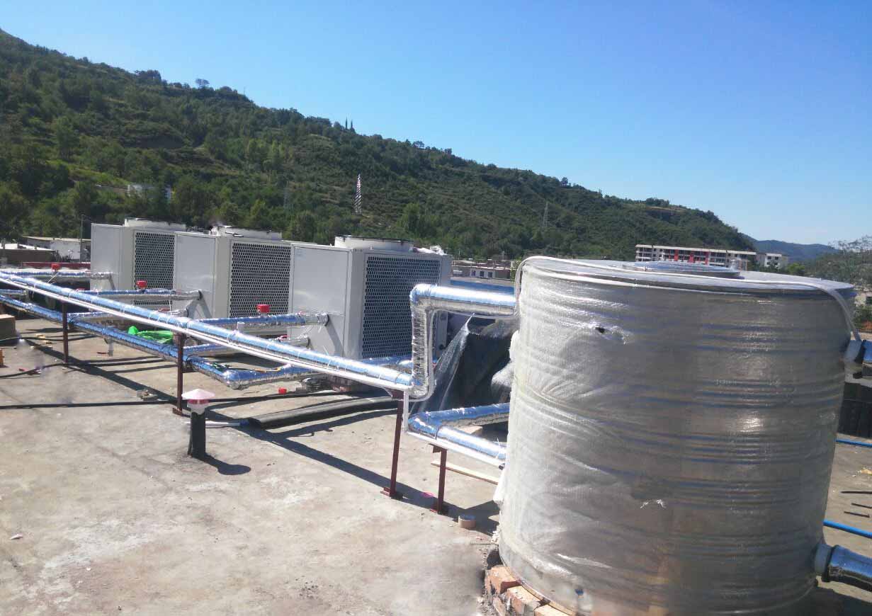 三層樓如何共用一個熱水器呢？空氣能「熱水方案」幫到你